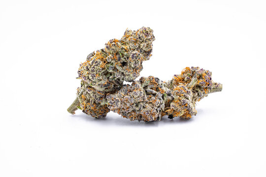 wiz-khalifa-og - DA GREEN CORNER LOS ANGELES WEED DELIVERY DISPENSARY KOREA TOWN MID CITY DOWNTOWN Wiz Khalifa OG is a potent indica-dominant hybrid strain named after the famous rapper Wiz Khalifa. Known for its high THC levels and relaxing effects, this strain delivers a powerful, calming experience that’s ideal for unwinding after a long day or for those looking for deep relaxation. It’s a cross between OG Kush and Afghan Kush, resulting in a robust, flavorful profile and intense effects.